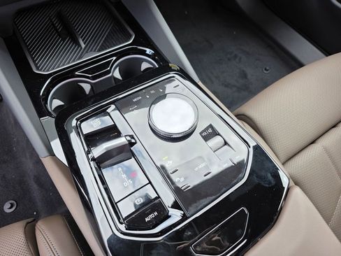 New 2026 BMW 530i w/ M Sport Package image 14