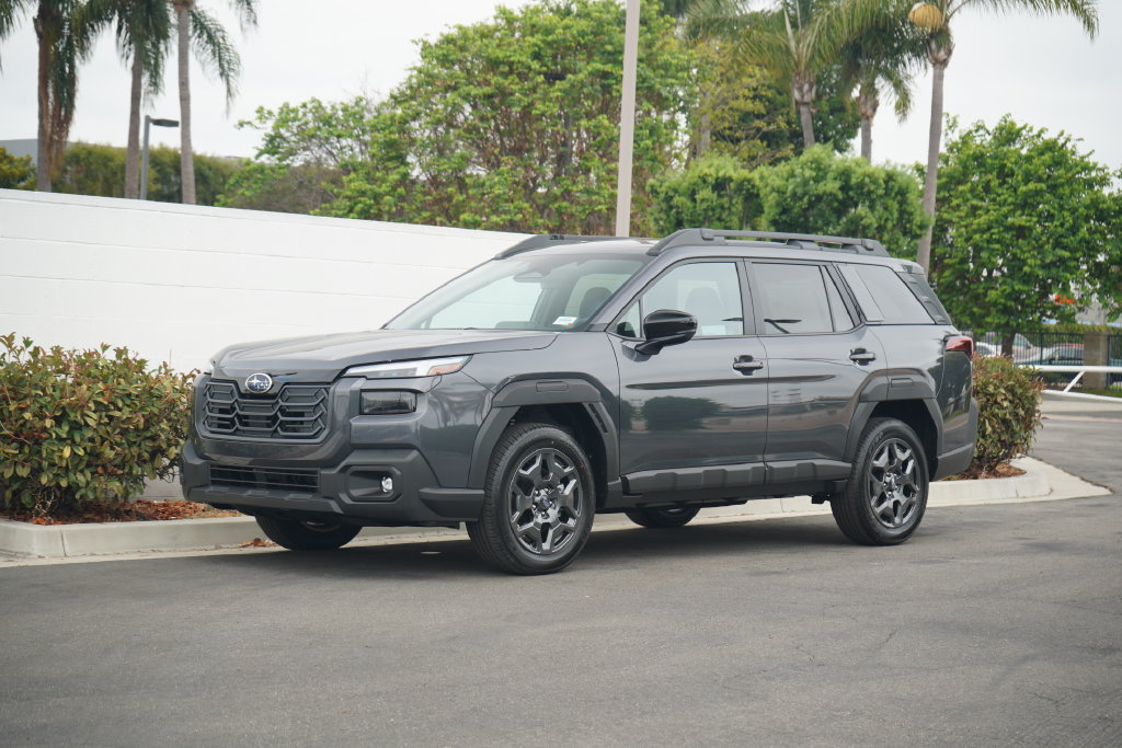 New 2026 Subaru Outback Premium AWD/4WD image 1