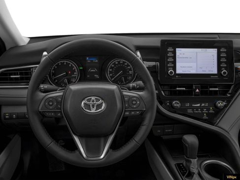 Used 2023 Toyota Camry SE image 7