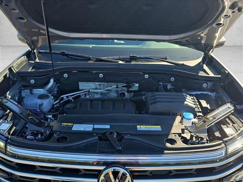 New 2026 Volkswagen Atlas SE image 17