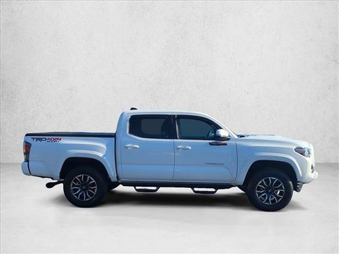 Used 2020 Toyota Tacoma TRD Sport image 4
