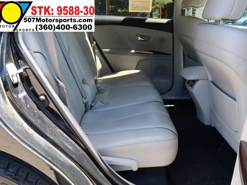 Used 2009 Toyota Venza FWD image 16