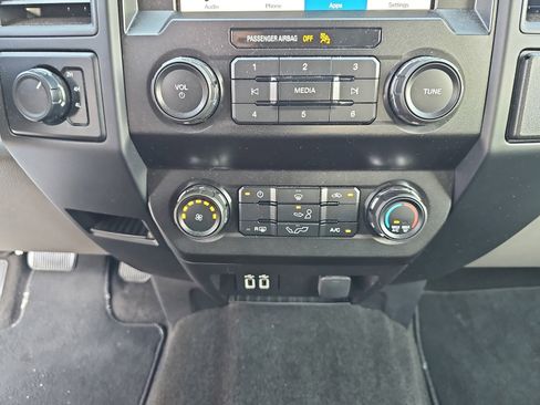 Used 2019 Ford F150 XL w/ Equipment Group 101A Mid AWD/4WD image 25