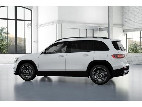 New 2024 Mercedes-Benz GLB 250 4MATIC image 32