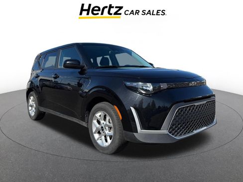 Used 2025 Kia Soul LX w/ LX Technology Package FWD image 1