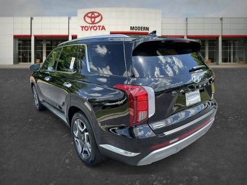 Used 2024 Hyundai Palisade Limited FWD image 6