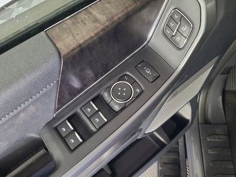 New 2026 Ford F350 Lariat w/ Black Appearance Package image 19