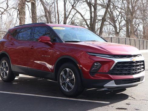 Certified 2023 Chevrolet Blazer LT w/ Convenience Package image 12