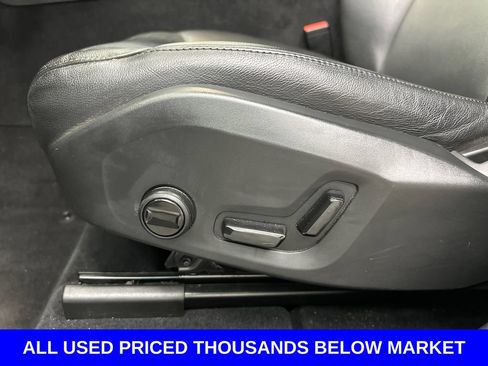 Used 2023 Volvo XC60 B5 Core AWD/4WD image 10