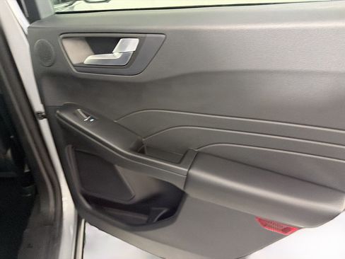 Used 2023 Ford Escape Platinum w/ Premium Technology Package FWD image 31