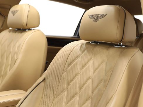 Used 2016 Bentley Flying Spur W12 image 17