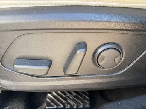 Used 2022 Hyundai Tucson Limited AWD/4WD image 11