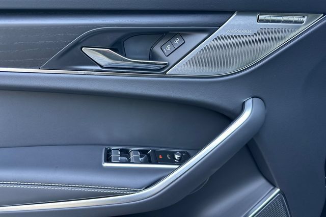 New 2026 Jaguar F-PACE R-Dynamic S AWD/4WD image 10