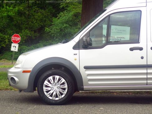 Used 2012 Ford Transit Connect XLT FWD image 23