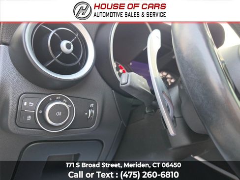 Used 2022 Alfa Romeo Stelvio Veloce AWD/4WD image 31