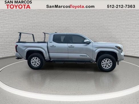 Used 2025 Toyota Tacoma SR5 image 4