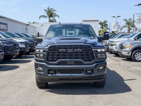 New 2026 RAM 2500 Limited AWD/4WD image 2