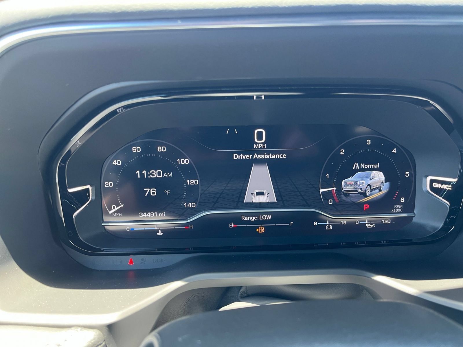 Used 2023 GMC Yukon Denali RWD image 42