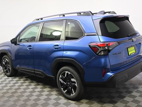 New 2026 Subaru Forester Touring AWD/4WD image 3