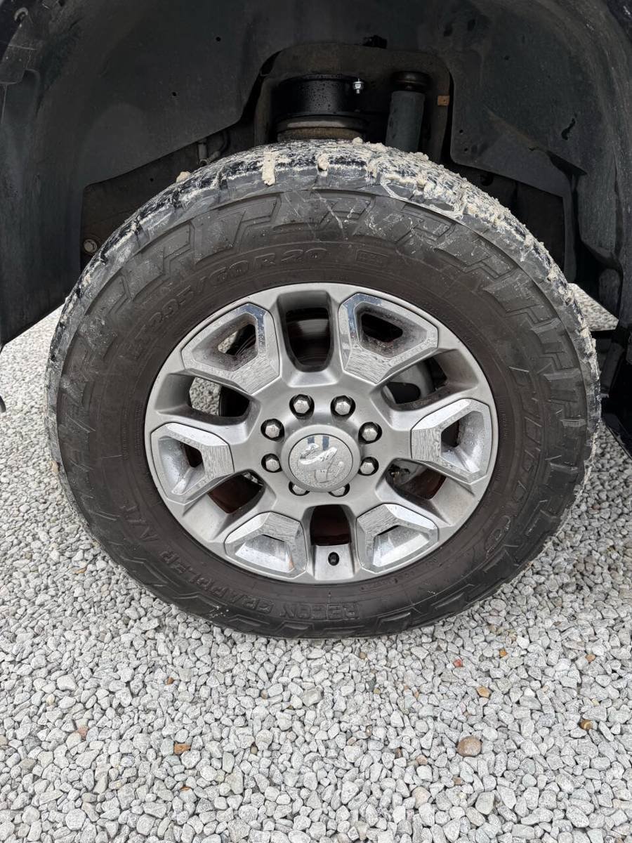 Used 2017 RAM 3500 Laramie Longhorn AWD/4WD image 19