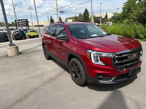 Used 2023 GMC Terrain AT4 AWD/4WD image 1