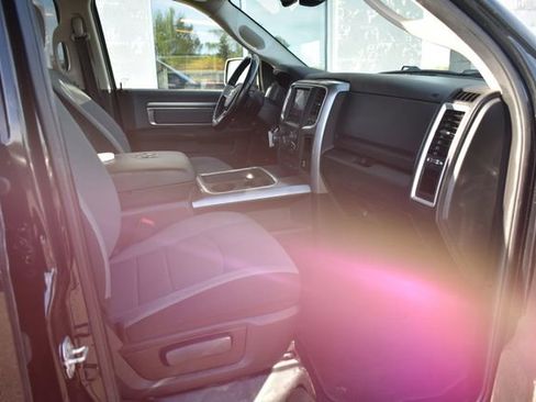 Used 2021 RAM 1500 Classic SLT w/ Electronics Convenience Group AWD/4WD image 43