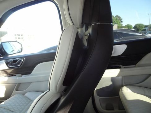 Used 2024 Lincoln Navigator L Black Label image 16