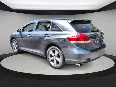 Used 2011 Toyota Venza AWD w/ Comfort Pkg image 6