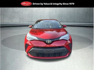 Used 2021 Toyota C-HR XLE FWD video 1