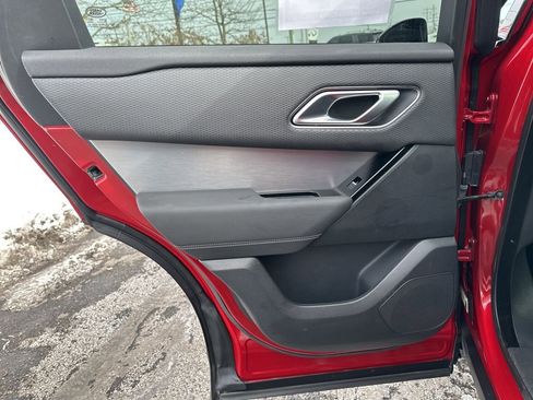 Used 2022 Land Rover Range Rover Velar R-Dynamic S image 36