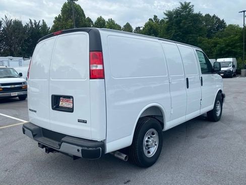 New 2025 Chevrolet Express 2500 w/ Driver Convenience Package image 8