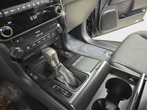 Certified 2023 Lexus GX 460 Premium image 24