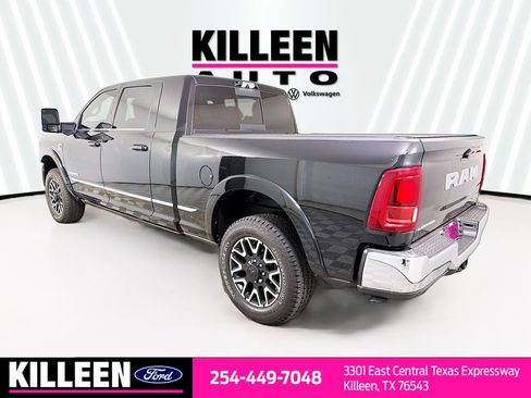 Used 2025 RAM 2500 Limited AWD/4WD image 6