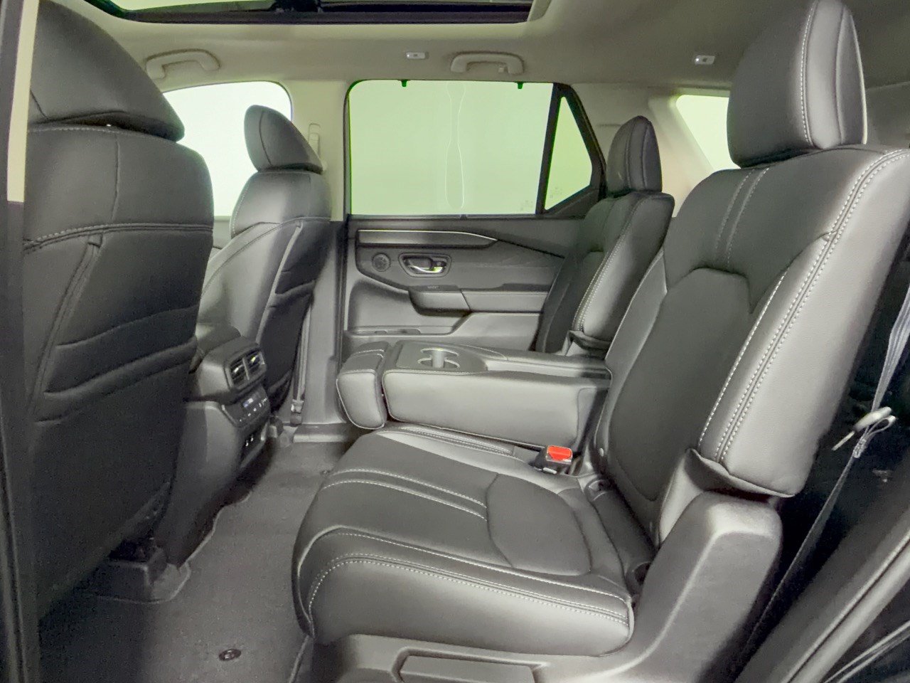 New 2026 Honda Pilot Touring image 25