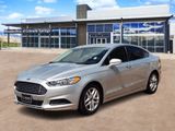 Used 2015 Ford Fusion SE image 3