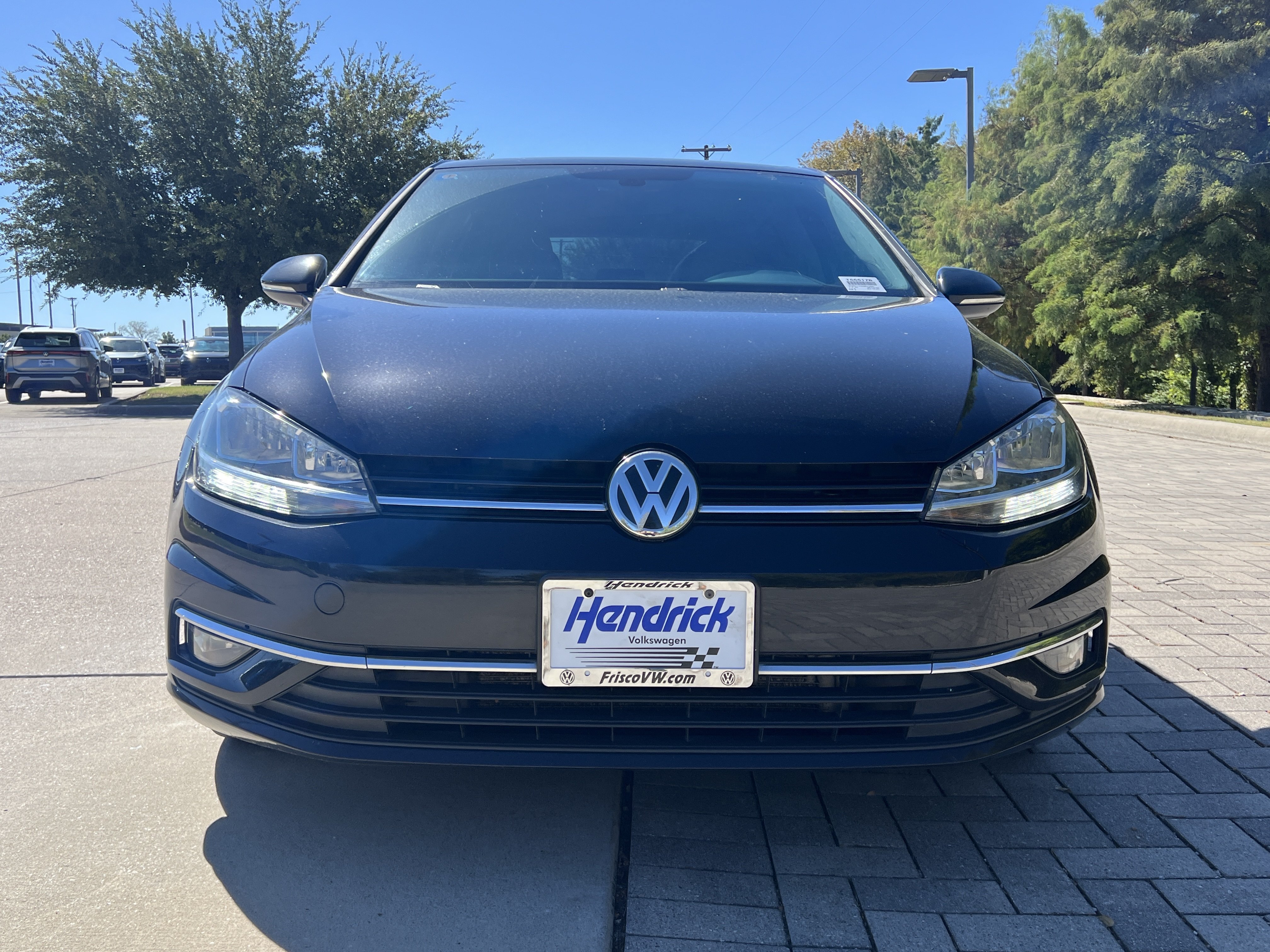 Used 2018 Volkswagen Golf SE FWD image 3