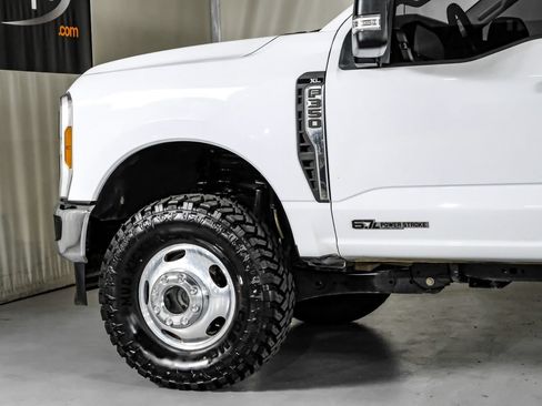 Used 2024 Ford F350 XL w/ XL Chrome Package AWD/4WD image 12