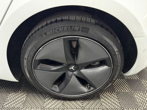 Used 2018 Tesla Model 3 Long Range AWD/4WD image 20