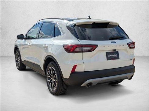 New 2026 Ford Escape SE w/ PHEV Premium Package image 9