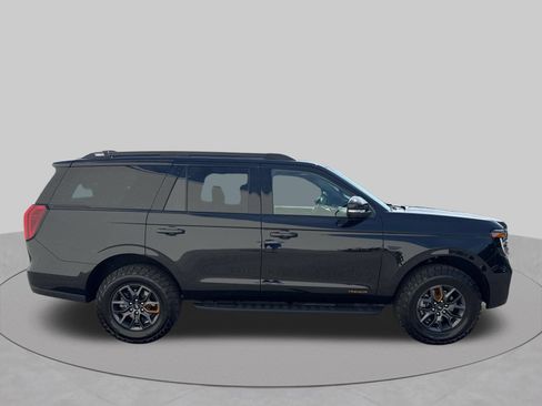 Used 2025 Ford Expedition Tremor AWD/4WD image 9