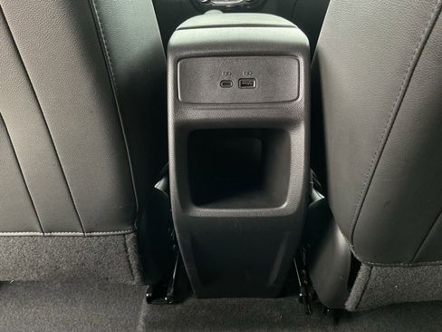 Used 2025 Chevrolet Trax LT image 19