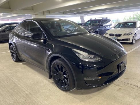 Used 2021 Tesla Model Y Long Range AWD/4WD image 6