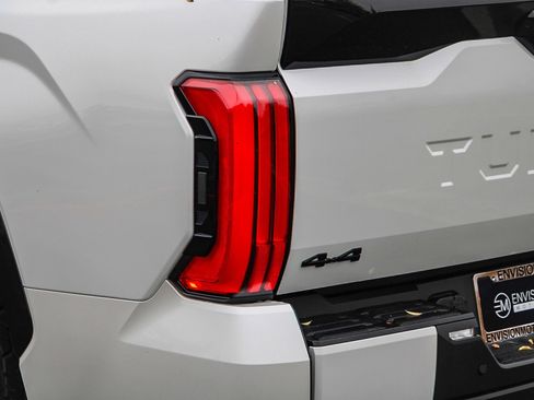 Used 2025 Toyota Tundra Platinum image 11