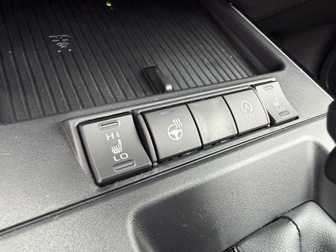 New 2026 Toyota Corolla Cross XLE image 25