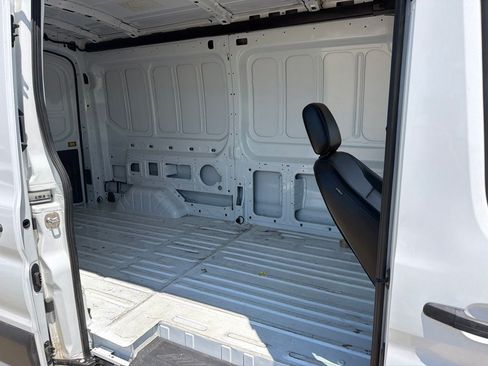 Used 2025 Ford Transit 250 148 Medium Roof RWD image 9