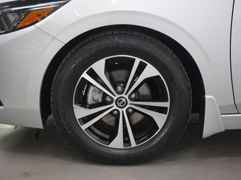 Used 2022 Nissan Sentra SV w/ Trunk Package image 26