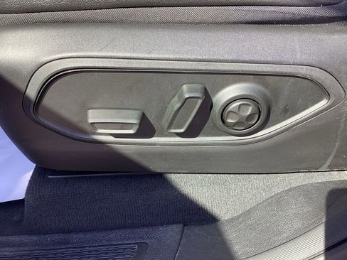 Used 2024 Jeep Grand Cherokee Altitude image 15