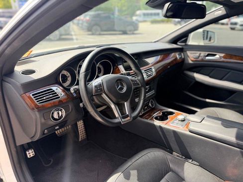 Used 2014 Mercedes-Benz CLS 550 4MATIC image 12