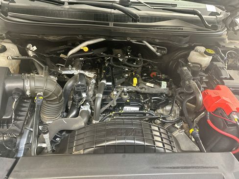 Used 2020 Ford Ranger XLT w/ Equipment Group 301A Mid AWD/4WD image 32