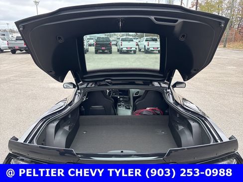 Used 2016 Chevrolet Corvette Z06 w/ 2LZ Preferred Equipment Group image 7